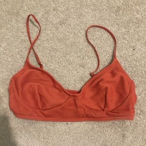 BRAND NEW TOPSHOT Coral Bikinj Top